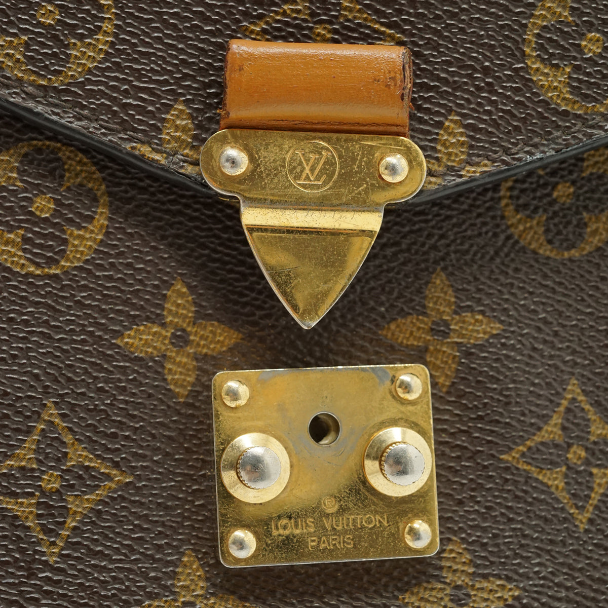 Monogram Pochette Metis MM