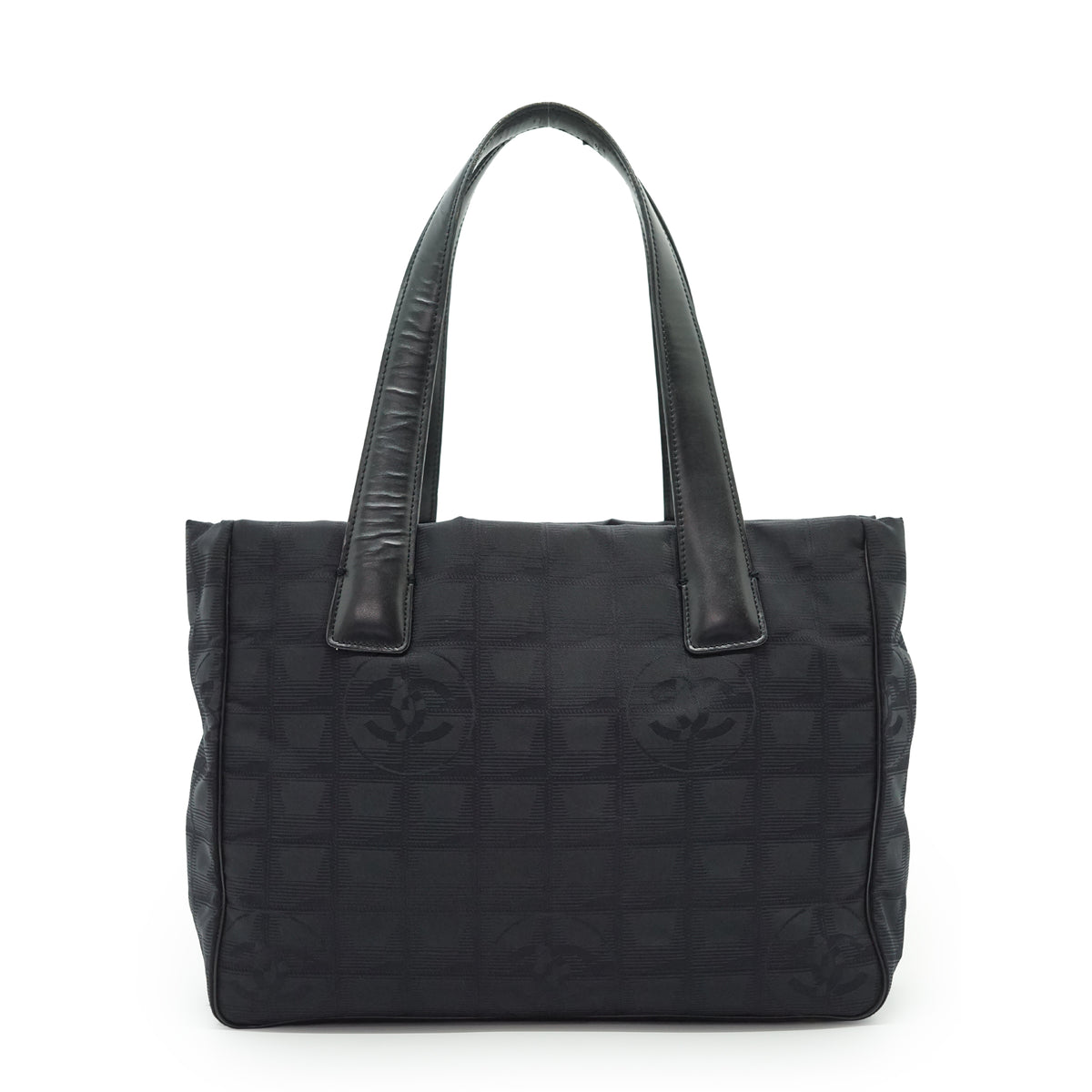New Travel Line Tote PM