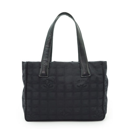 New Travel Line Tote PM