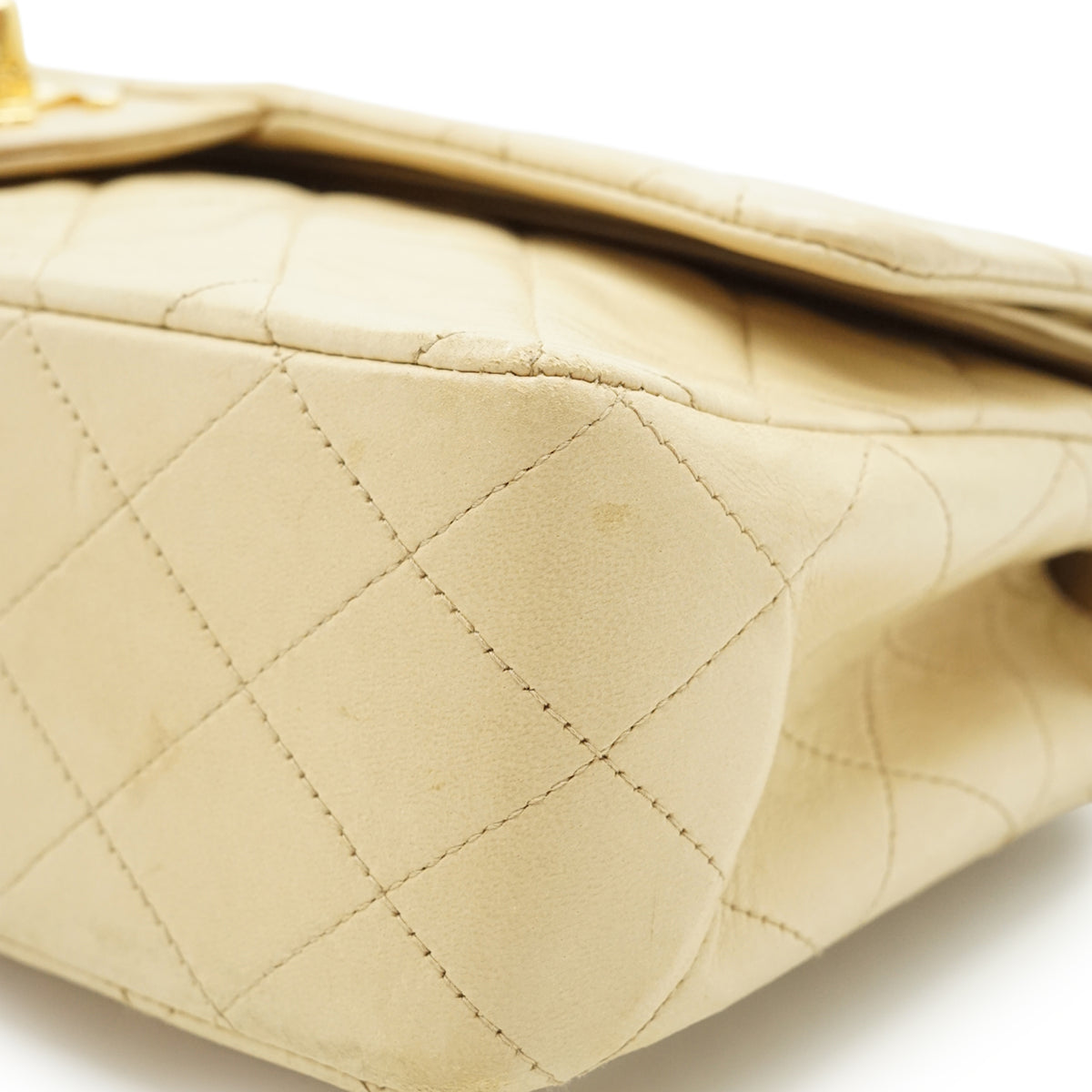 Double Flap Matelasse 25 Lambskin Chain Shoulder Bag