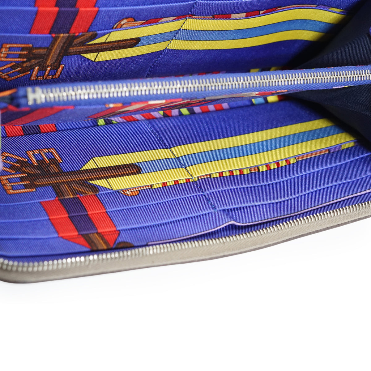 Epsom Etoupe Les Sangles Azap Silk-in Long Wallet