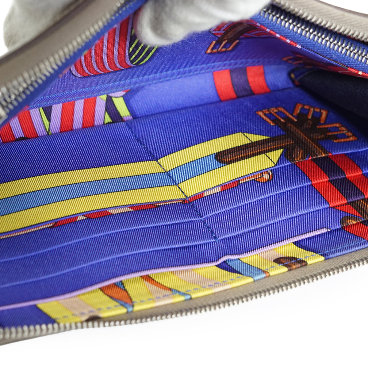 Epsom Etoupe Les Sangles Azap Silk-in Long Wallet