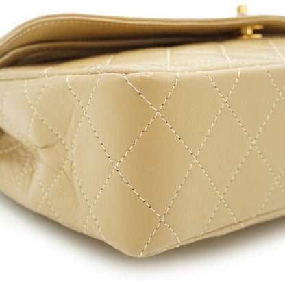 Vintage Lambskin Matelasse Paris Limited Edition Two Tone CC Chain Shoulder Bag