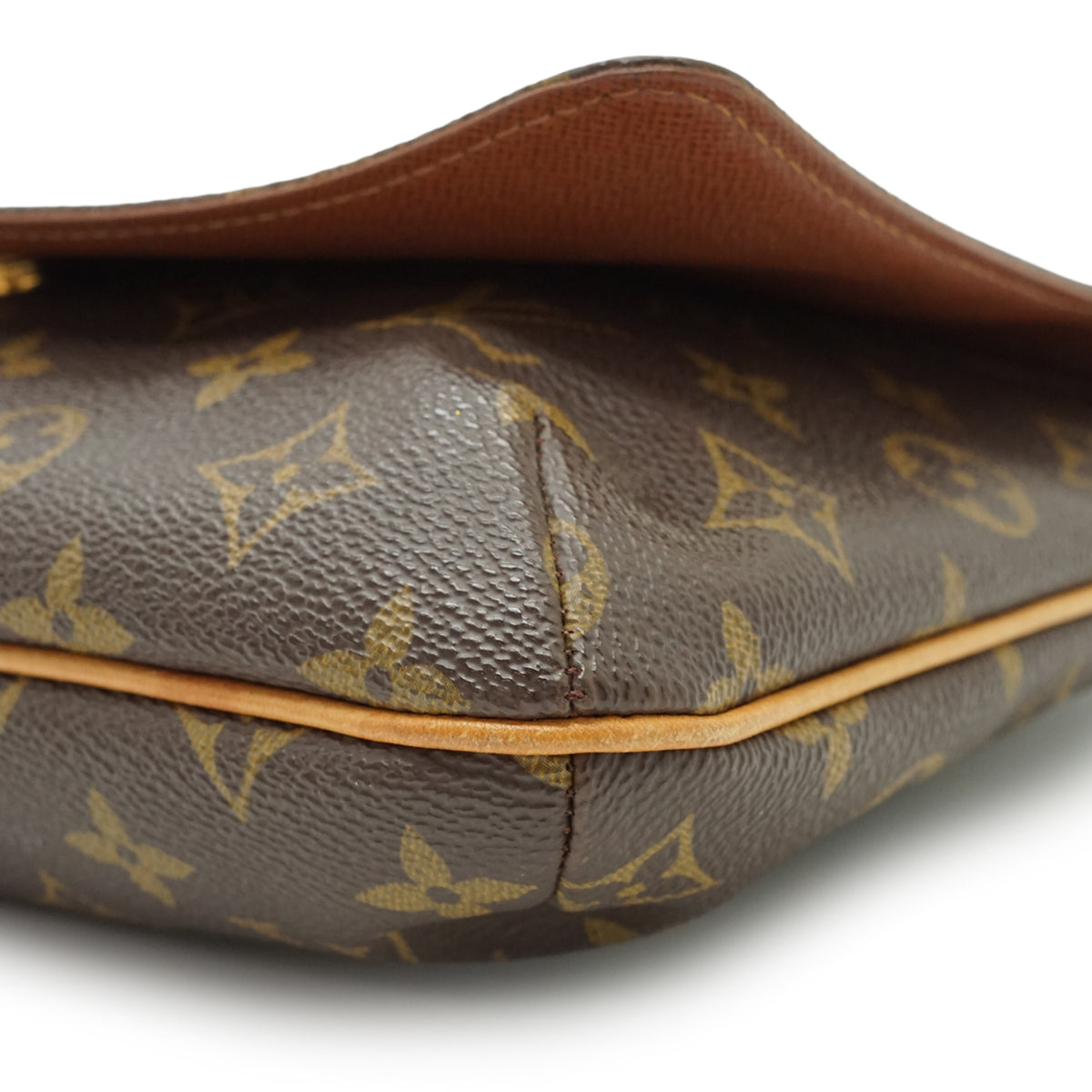 Monogram Musette Tango
