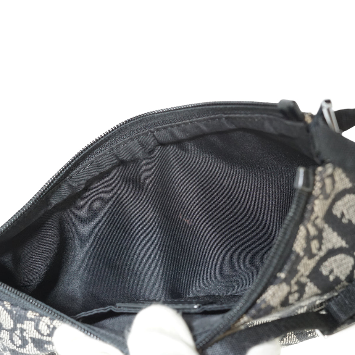 Vintage Trotter Shoulder Pochette