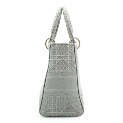 Lady Dior Medium Cannage D-Lite