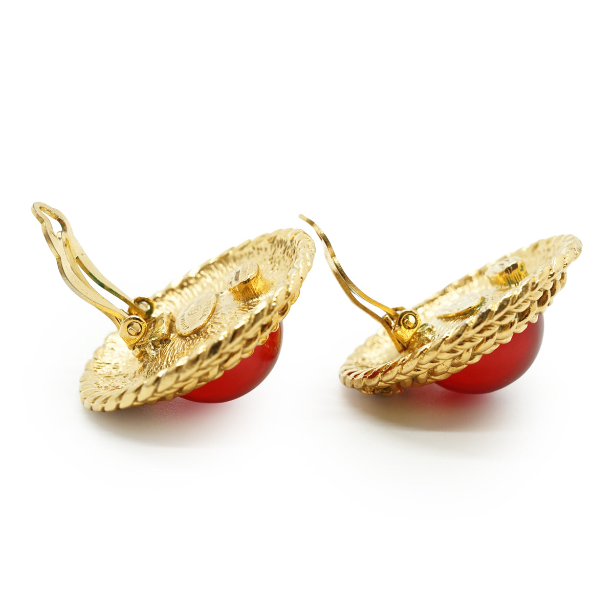 Vintage Gripoix Large Round Clip-on Earrings