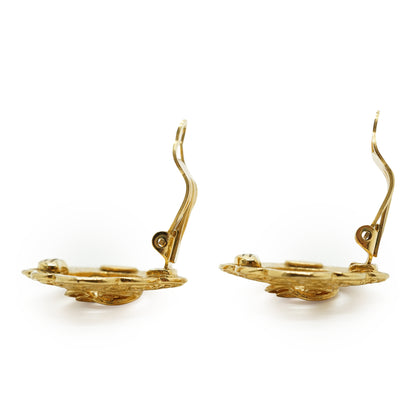 Vintage CC Cut-out Scalloped Flower Clip-on Earrings GP