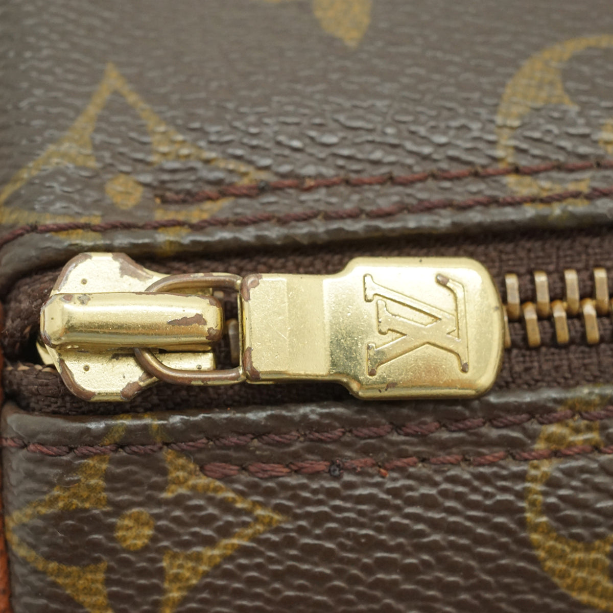 Monogram Papillon 26