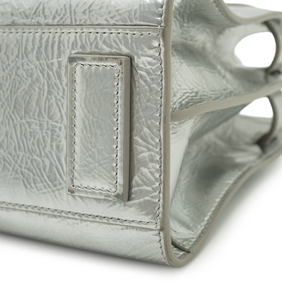 Nano Metallic Crinkled Calfskin Supple Sac de Jour