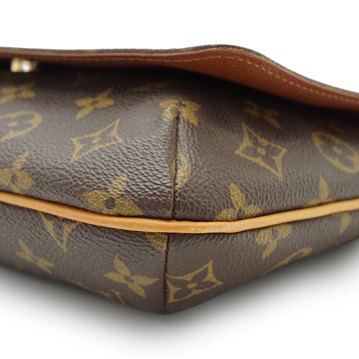 Monogram Musette Tango