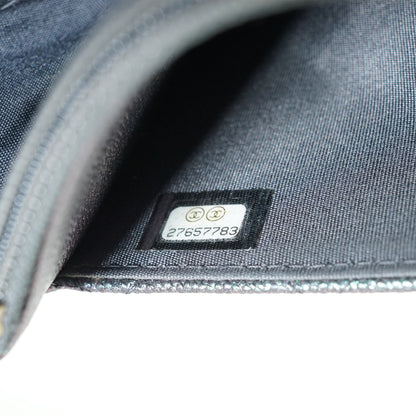 Caviar Matelasse Classic Wallet-on-Chain