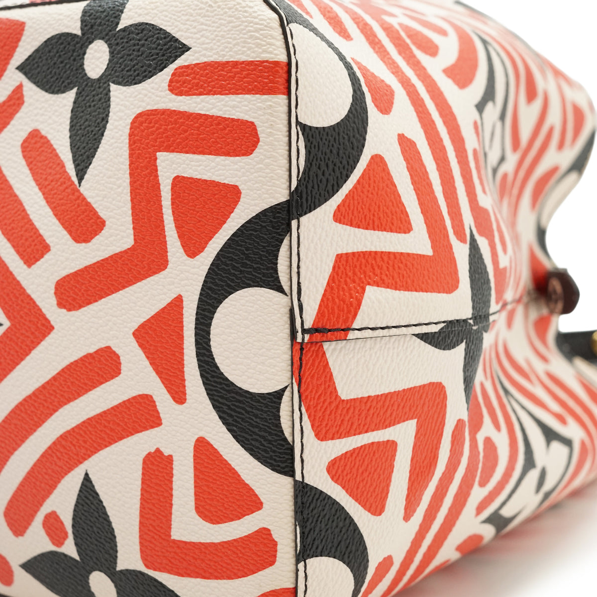 Monogram Giant Crafty NeoNoe MM Creme Rouge