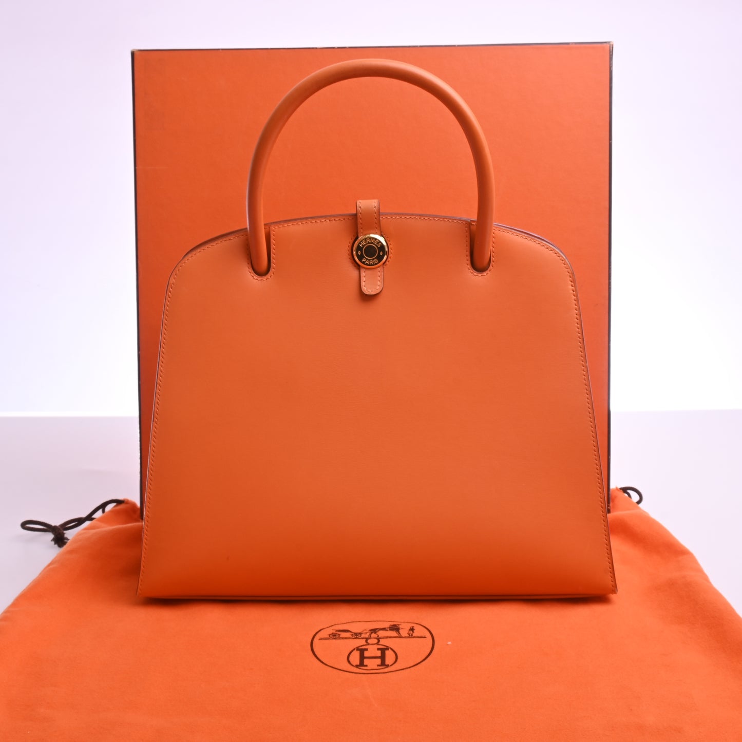 Calfskin Dalvi Hand Orange G hardware F stamp