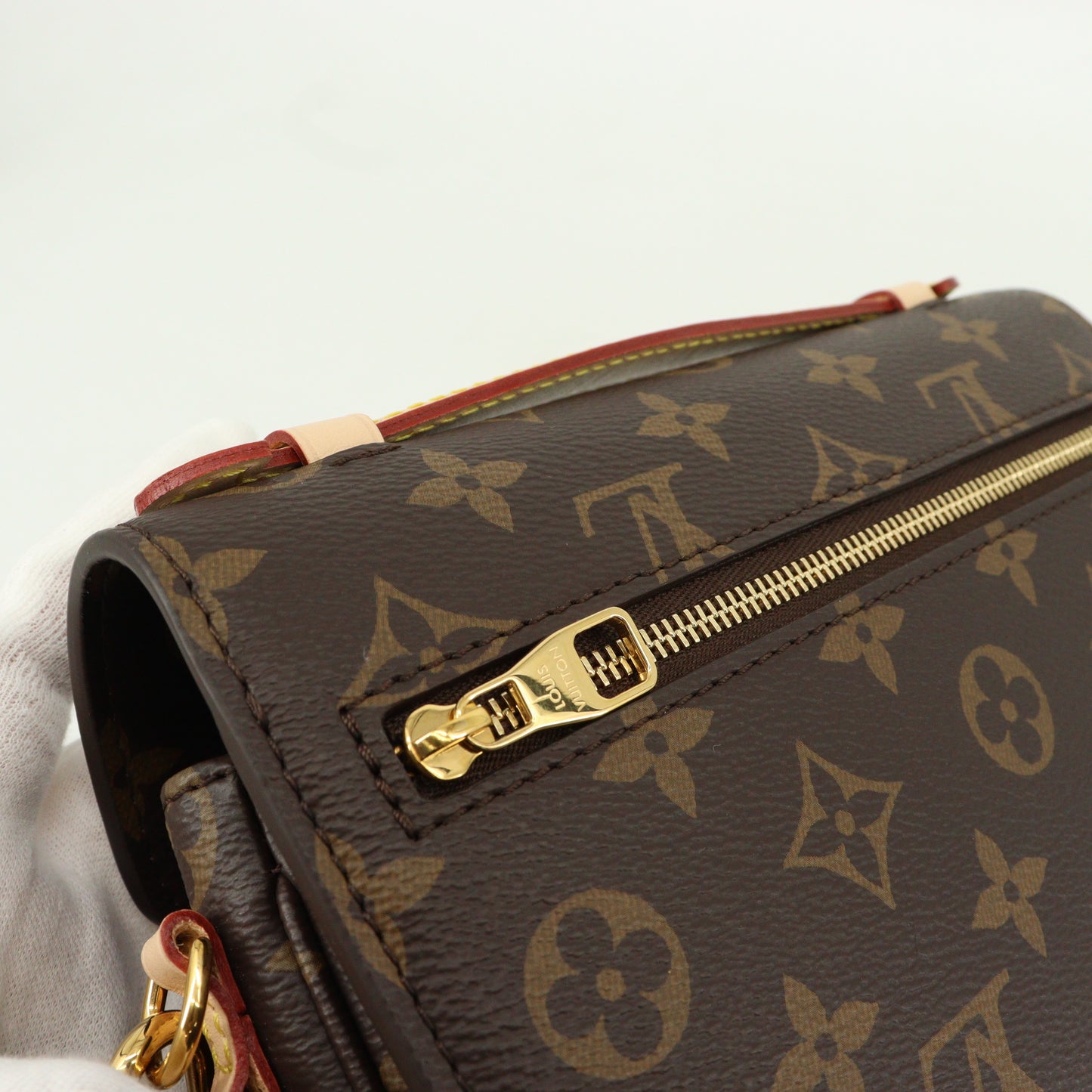 Monogram Pochette Metis EW IC chip