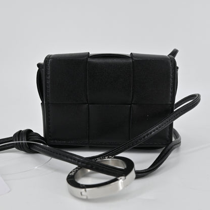 Intre Pouch with Key Ring, Black