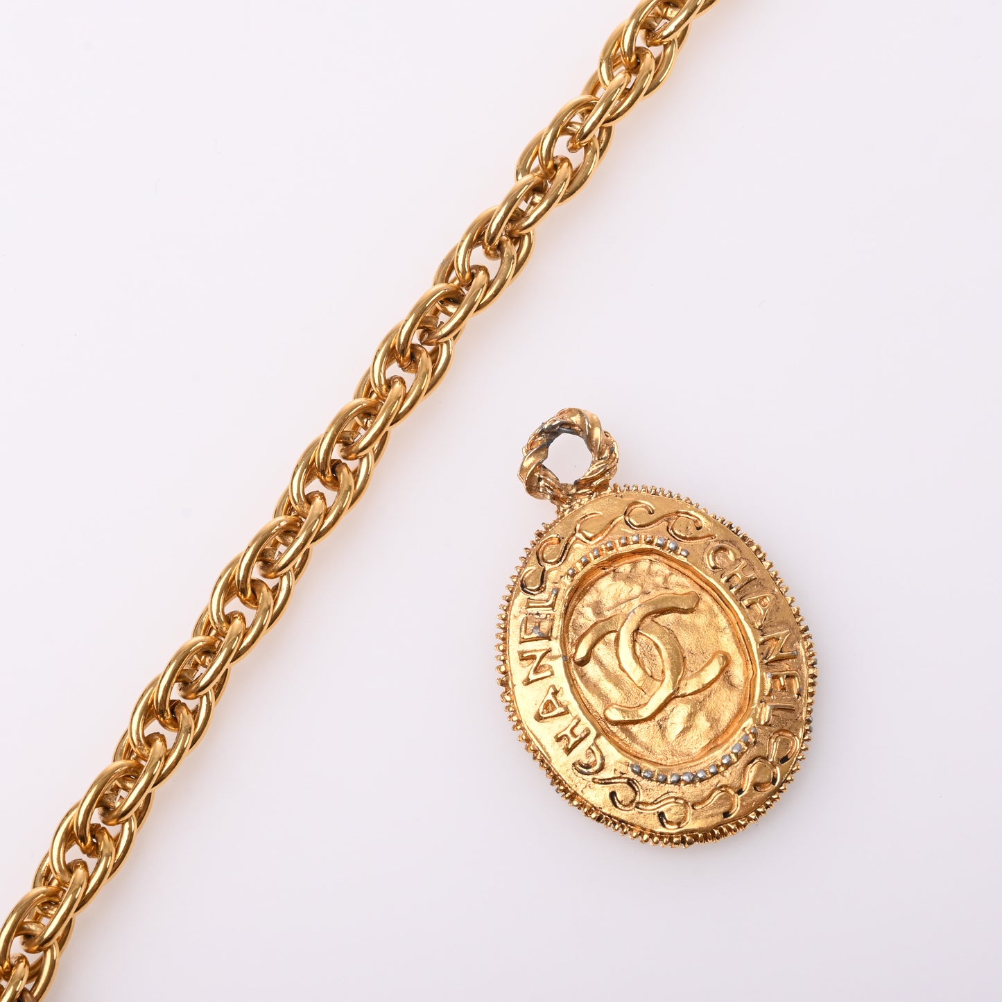 Coco Mark Long Necklace Gold