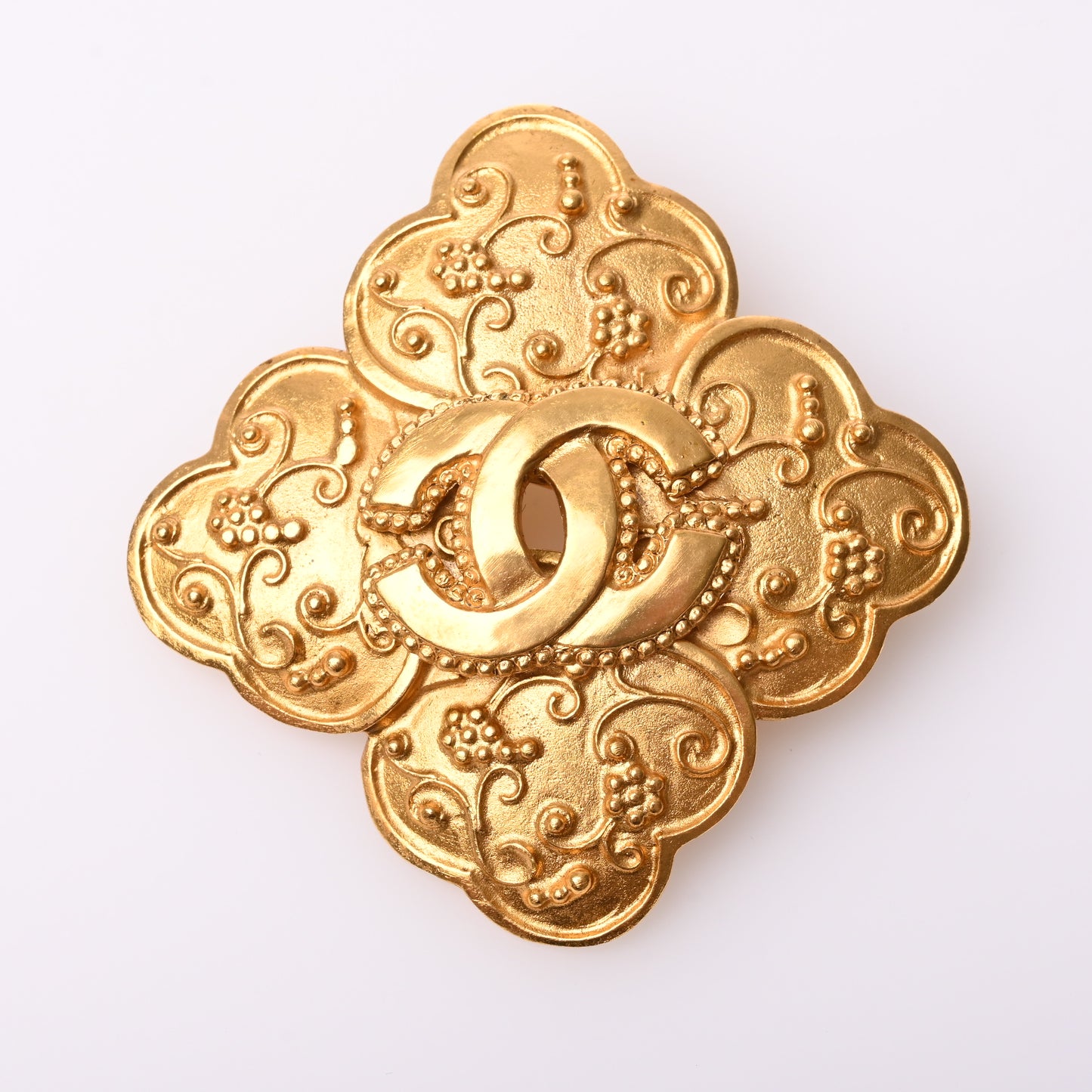 Coco Brooch Gold