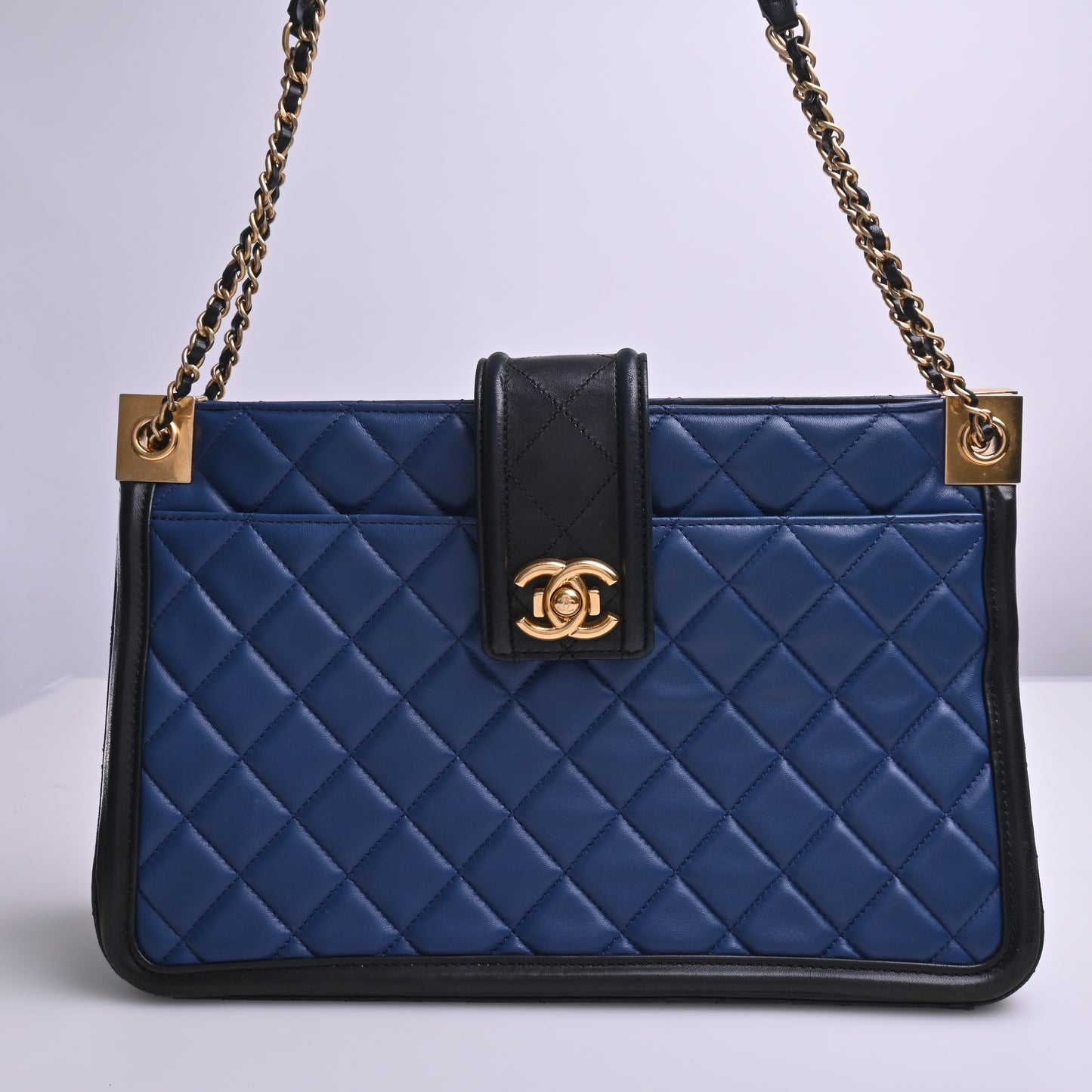 Lamb Chain Tote Navy 23 Series