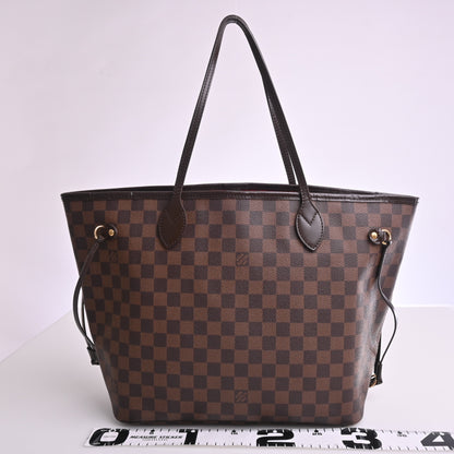 Damier Neverfull MM AR0049