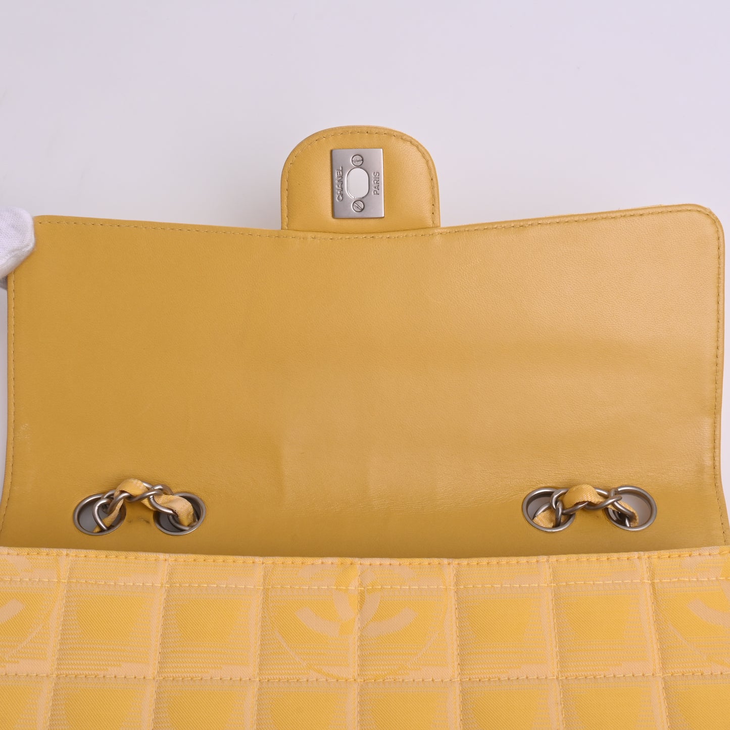 Neutra S/W Chain Shoulder Bag Yellow Silver Hardware 7th Series