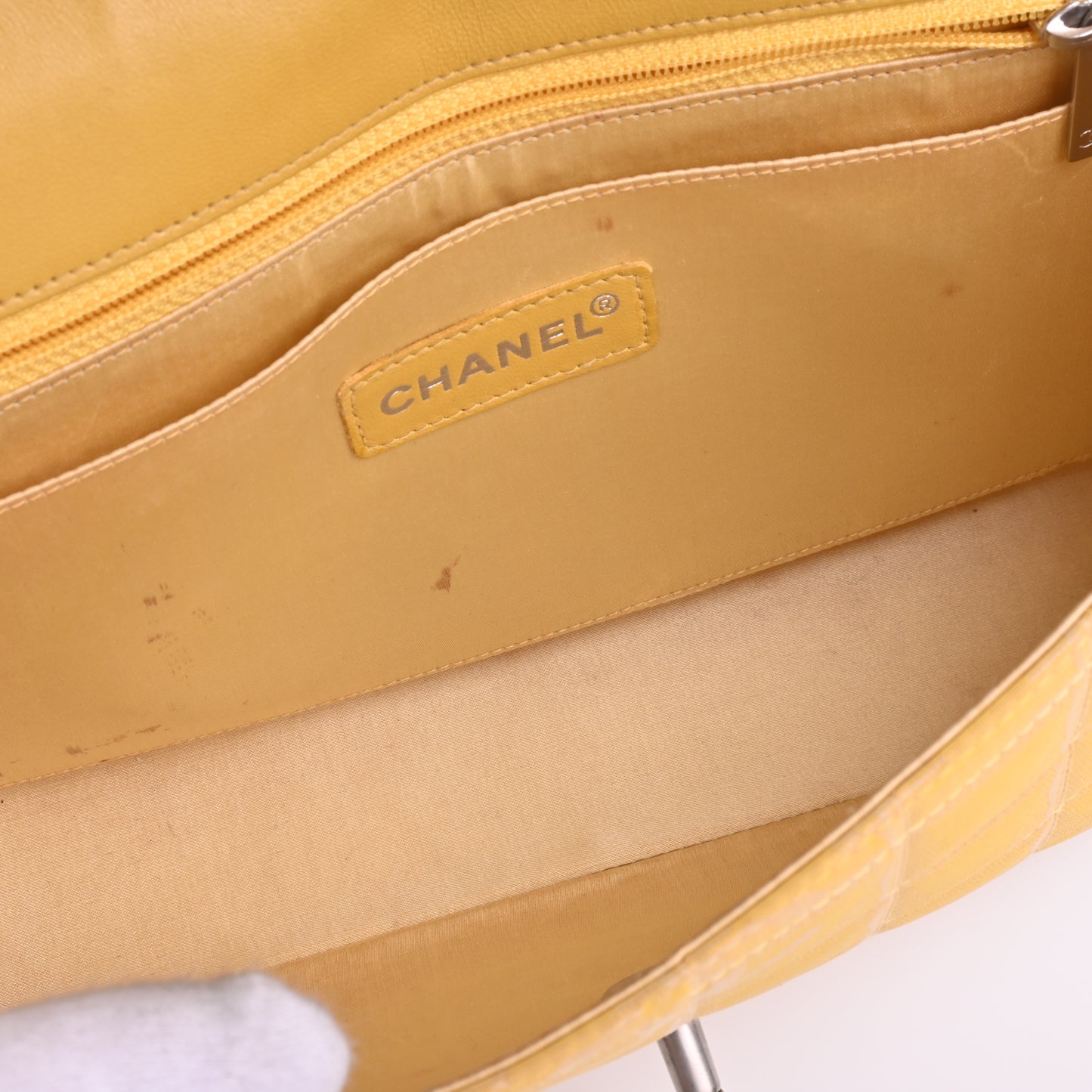 Neutra S/W Chain Shoulder Bag Yellow Silver Hardware 7th Series