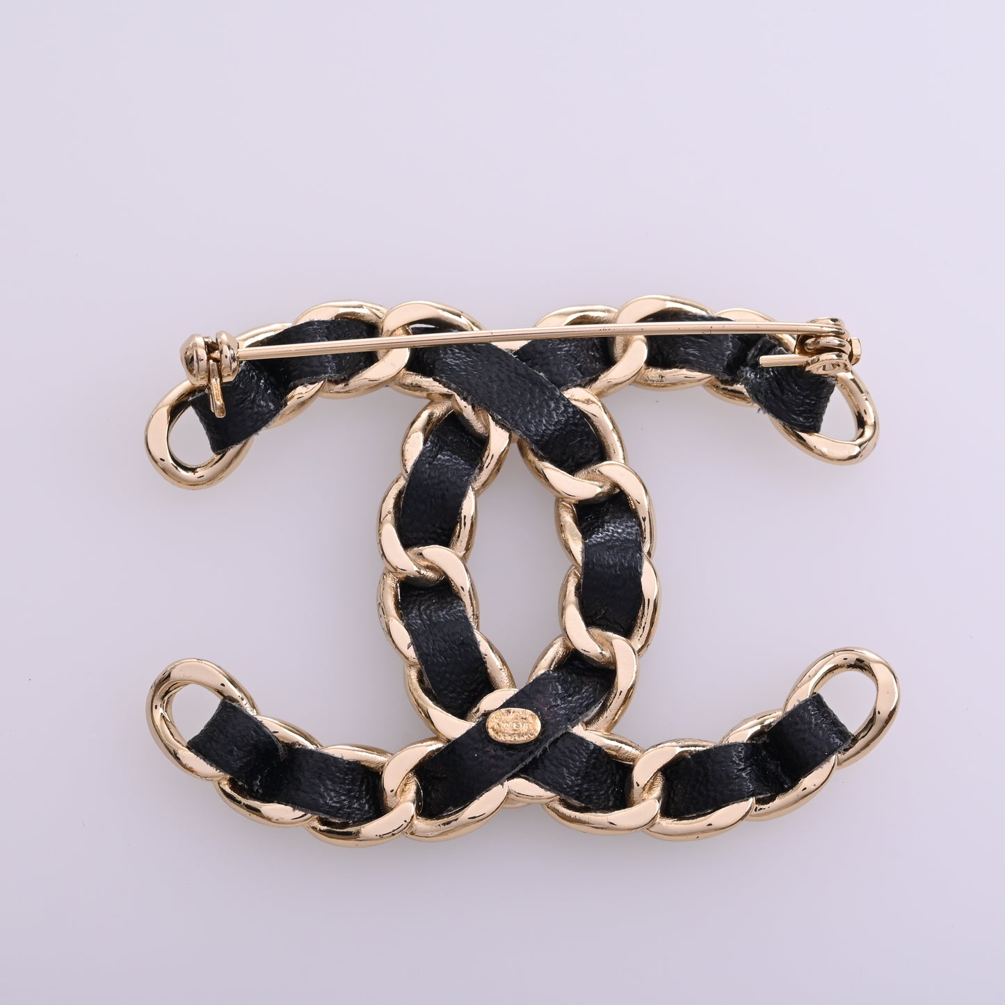 Coco Mark Chain Brooch Black Gold