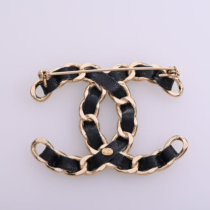 Coco Mark Chain Brooch Black Gold