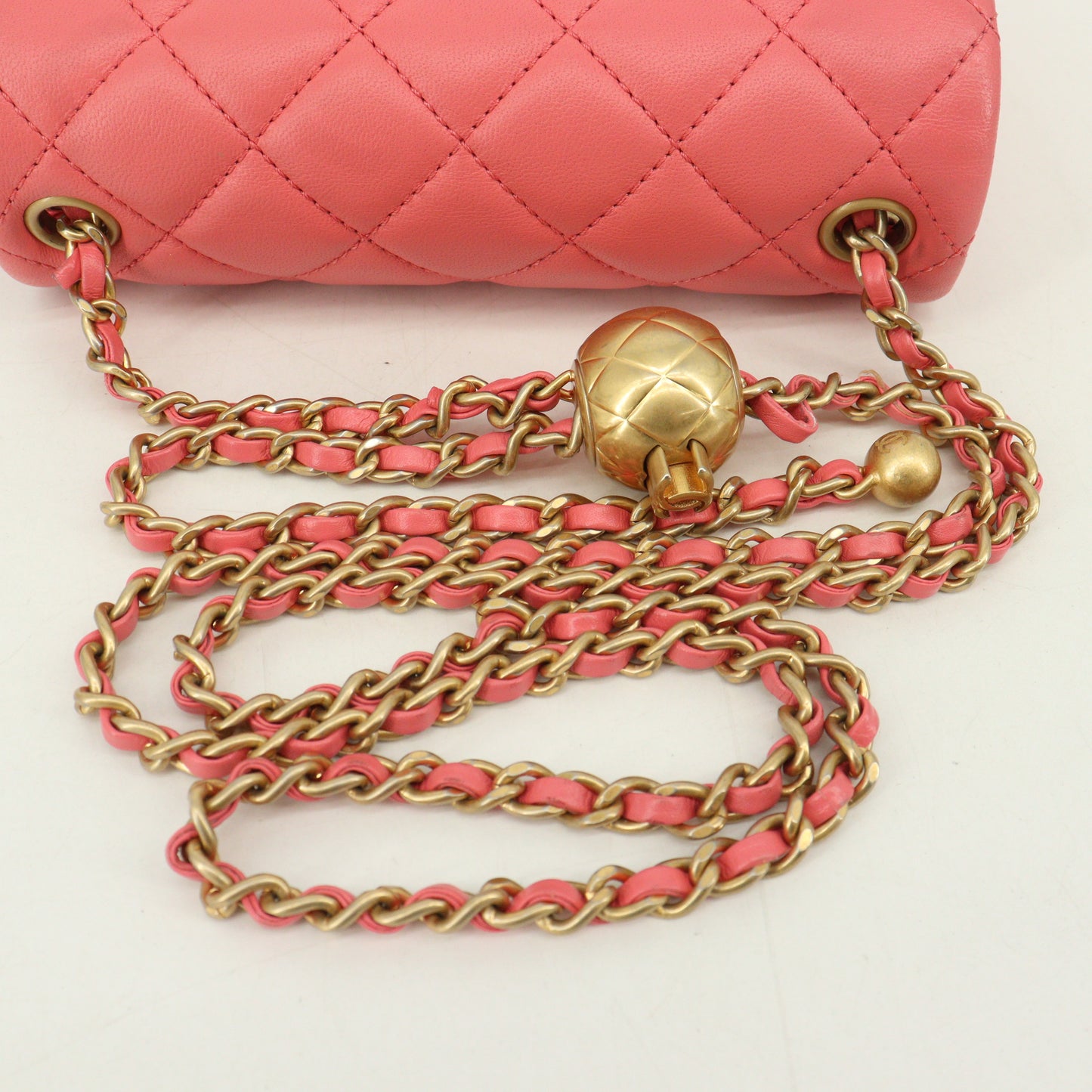 Lambskin Matelasse Chain Shoulder Bag G Metal Fitting Pink 31 Series