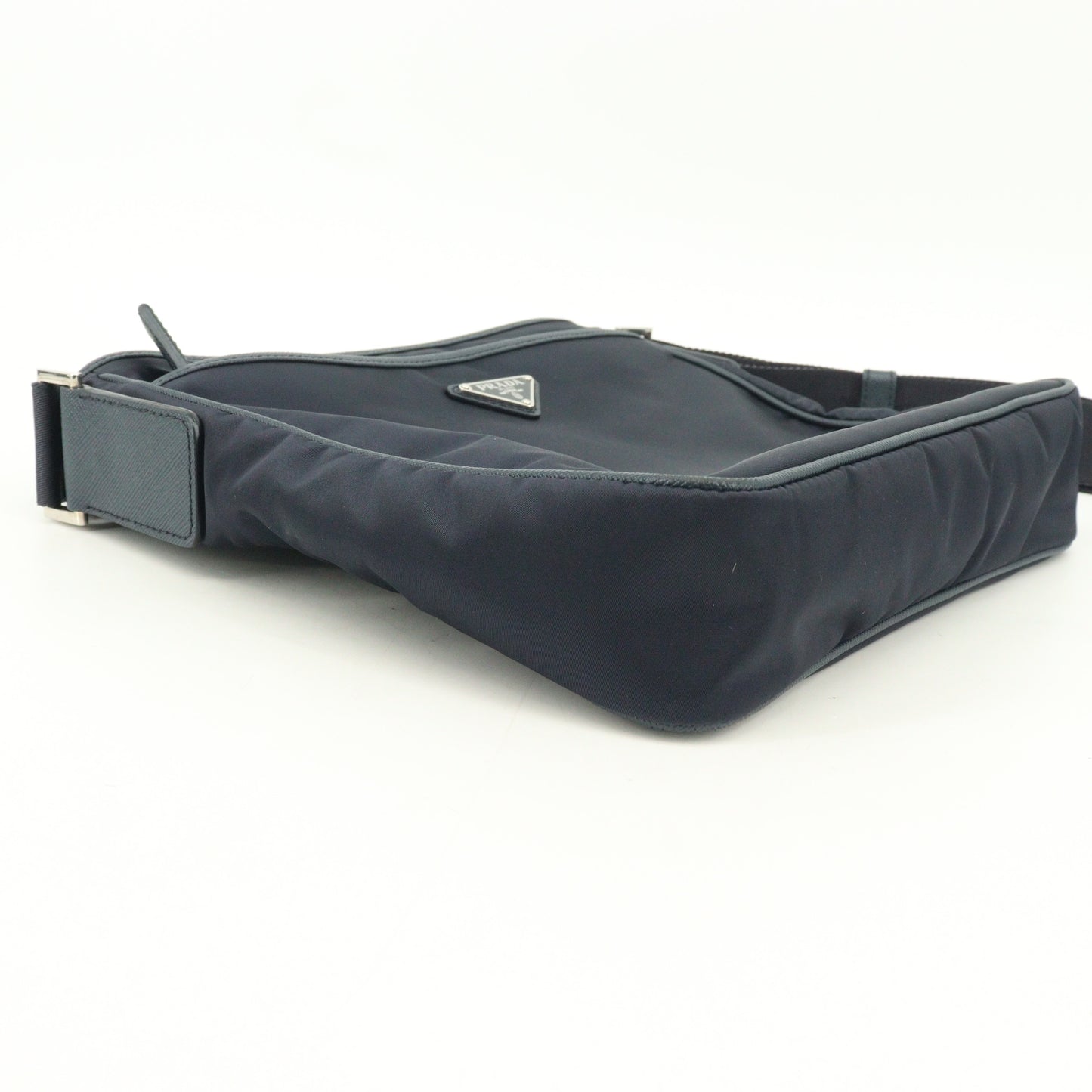 Tessuto Triangle Logo Shoulder Bag Navy