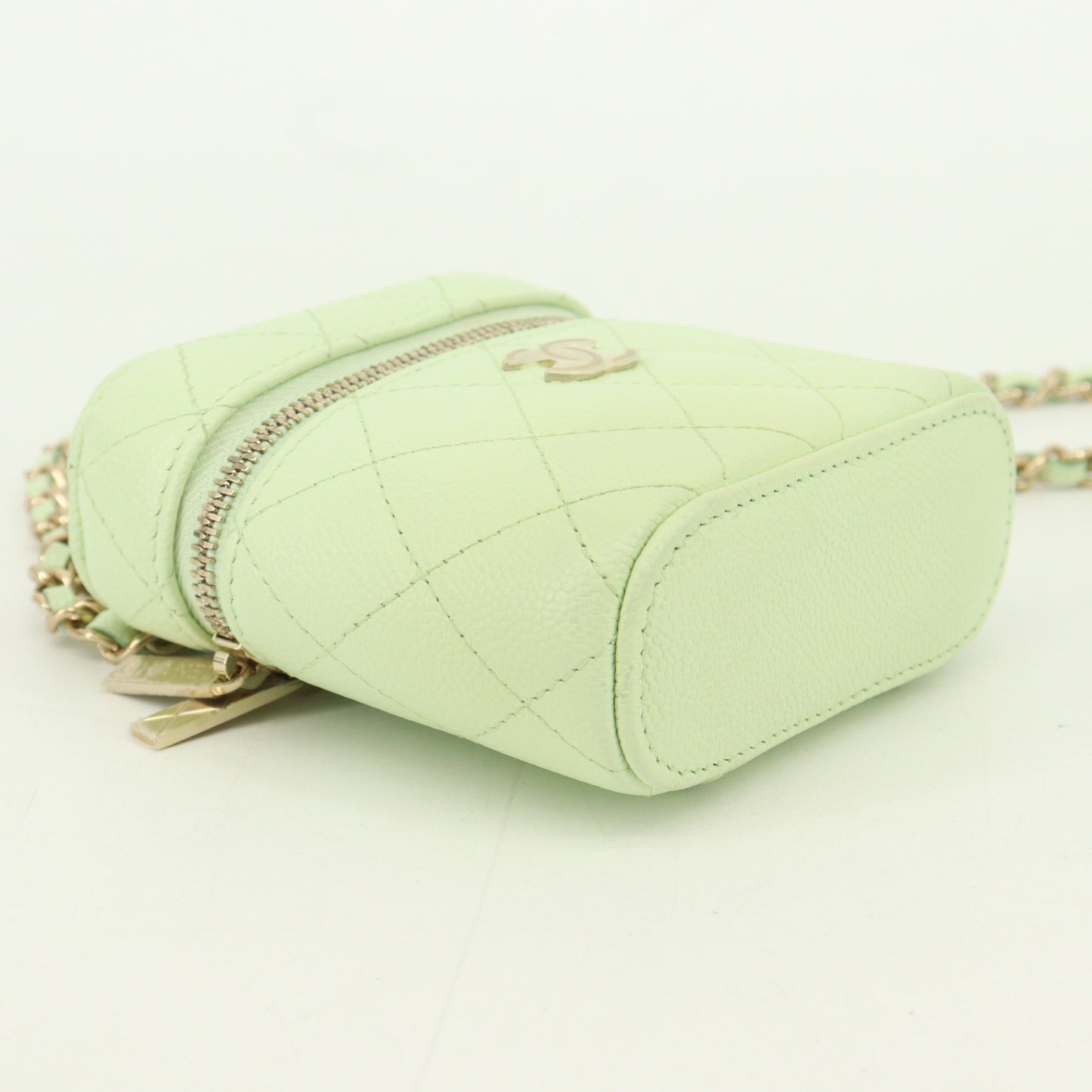 Caviar Skin Matelasse Mini Vanity Chain Shoulder Bag Green G Metal Fittings 31 Series