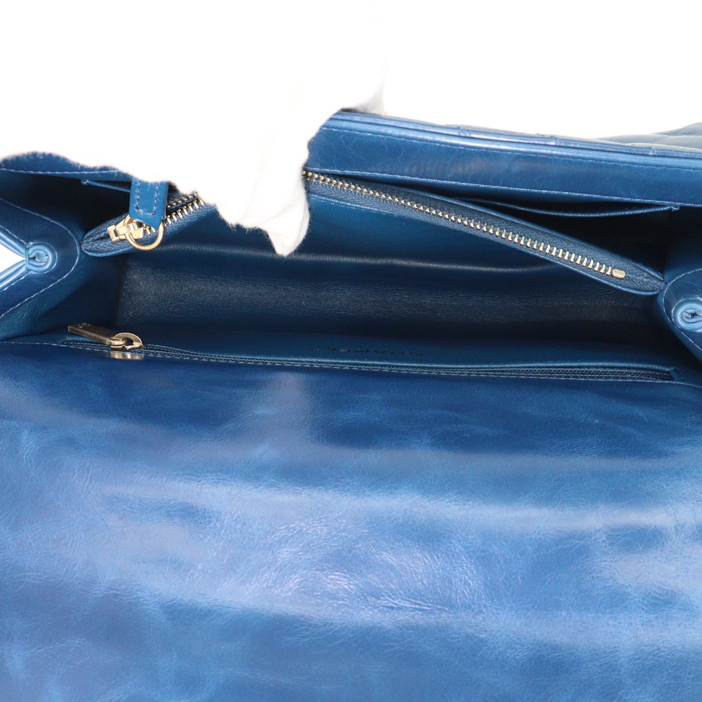 Leather V-stitch 2-way chain shoulder bag, blue, G metal fittings, 25th series