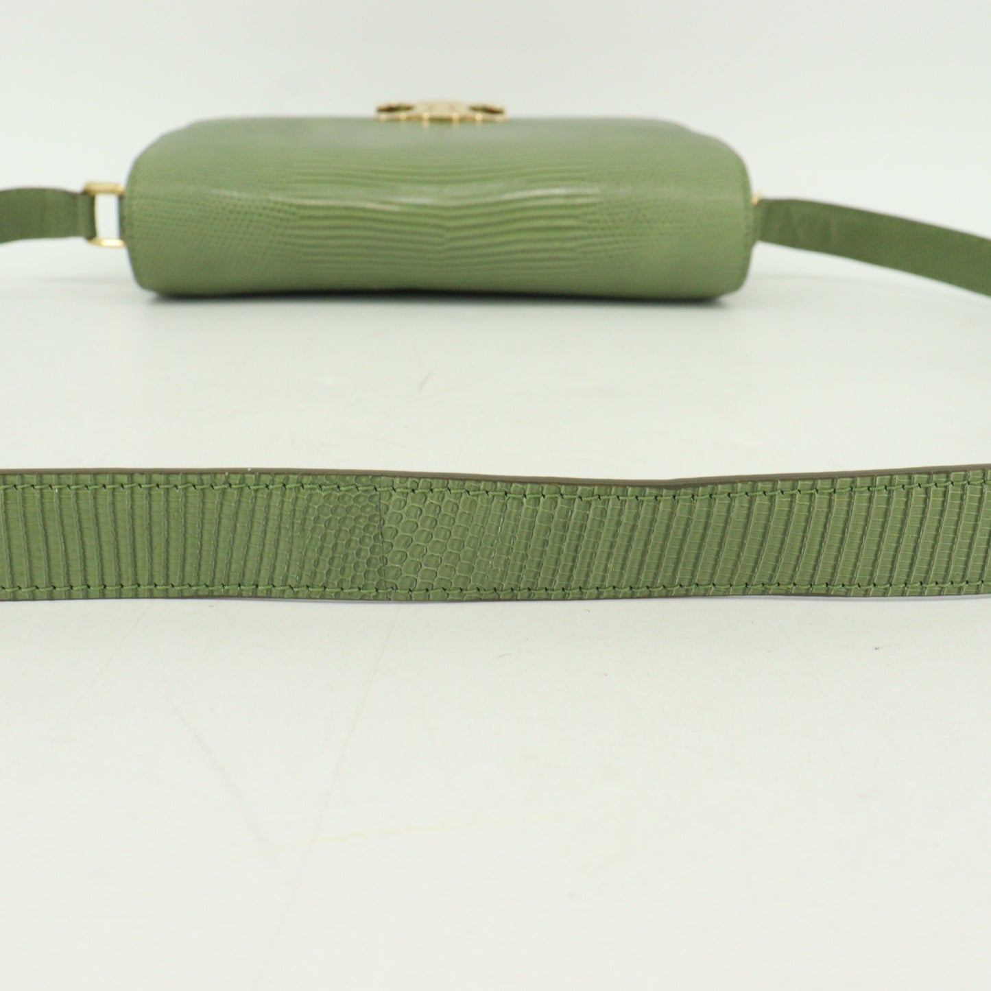 Lizard Triomphe Shoulder Bag Green