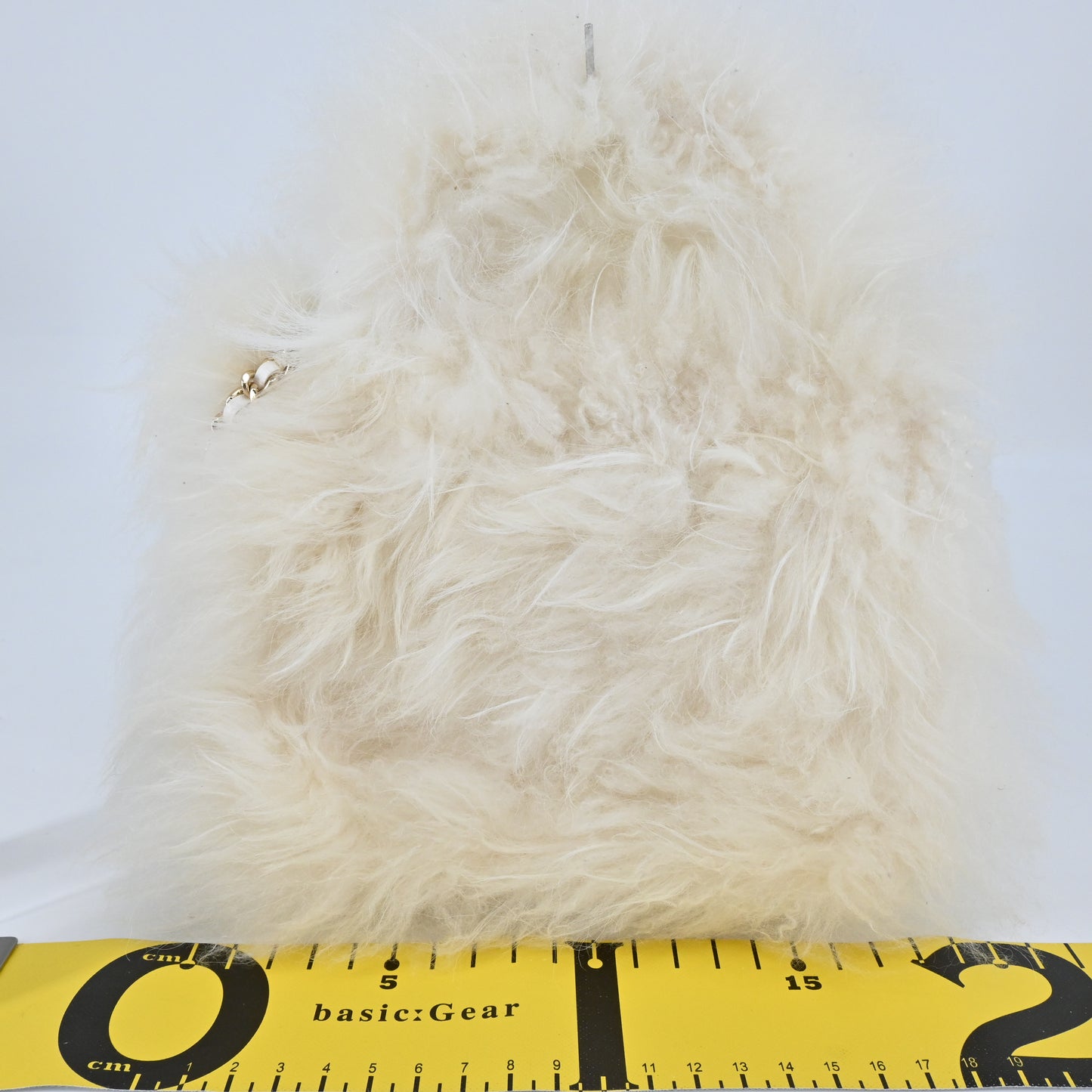 Lambskin x Fur Matelasse S Chain Shoulder Bag White G Metal Fittings 26 Series