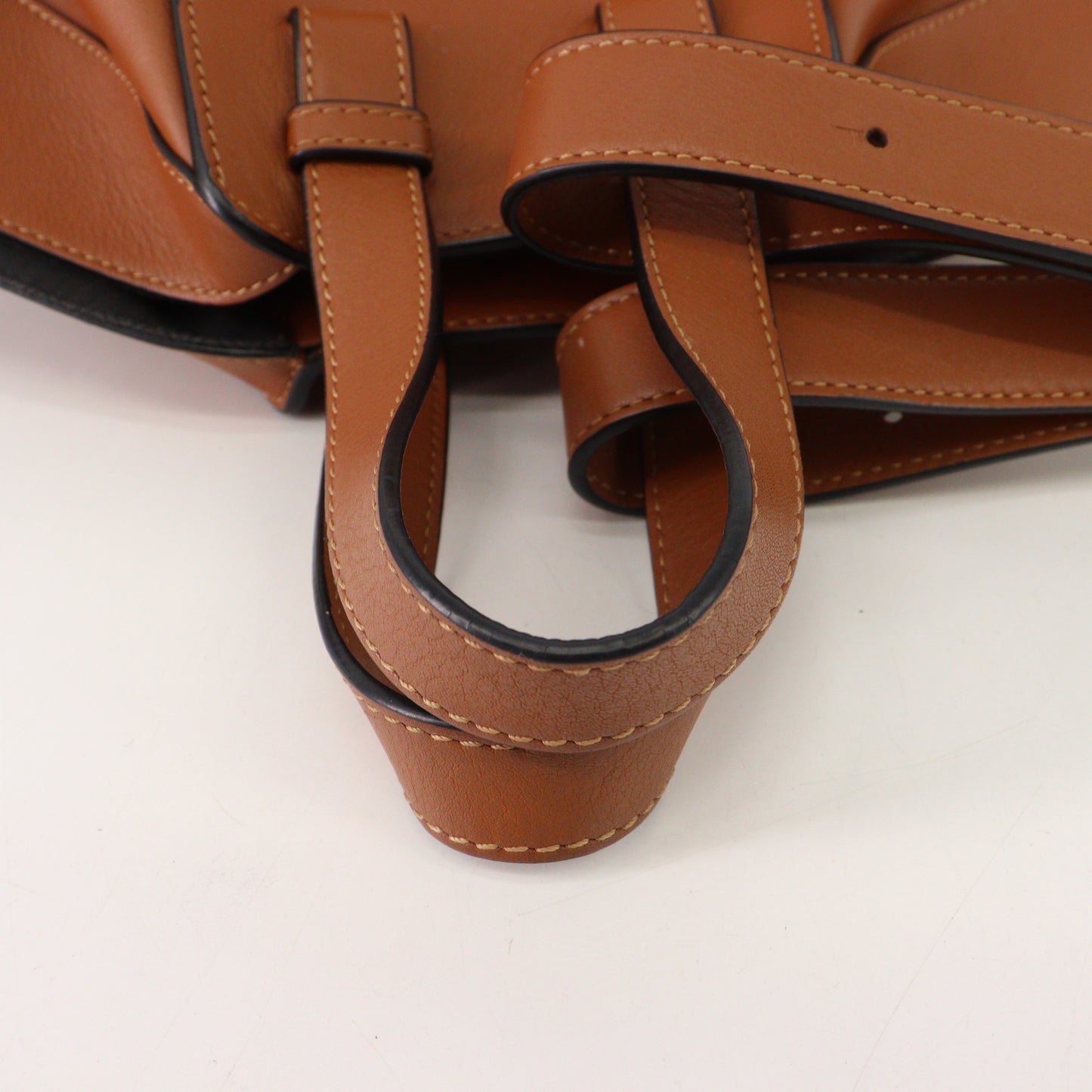 Leather hammock brown