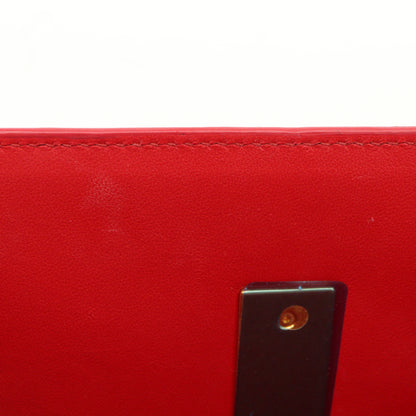 Crocodile V logo shoulder bag red