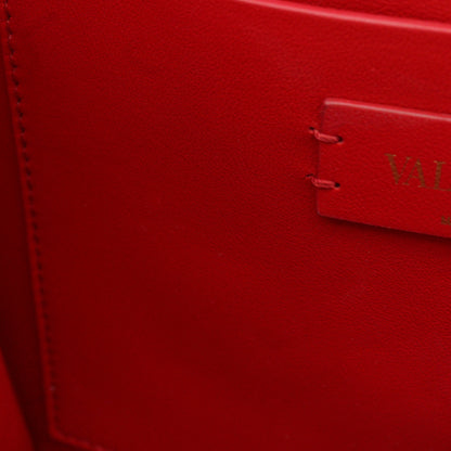 Crocodile V logo shoulder bag red