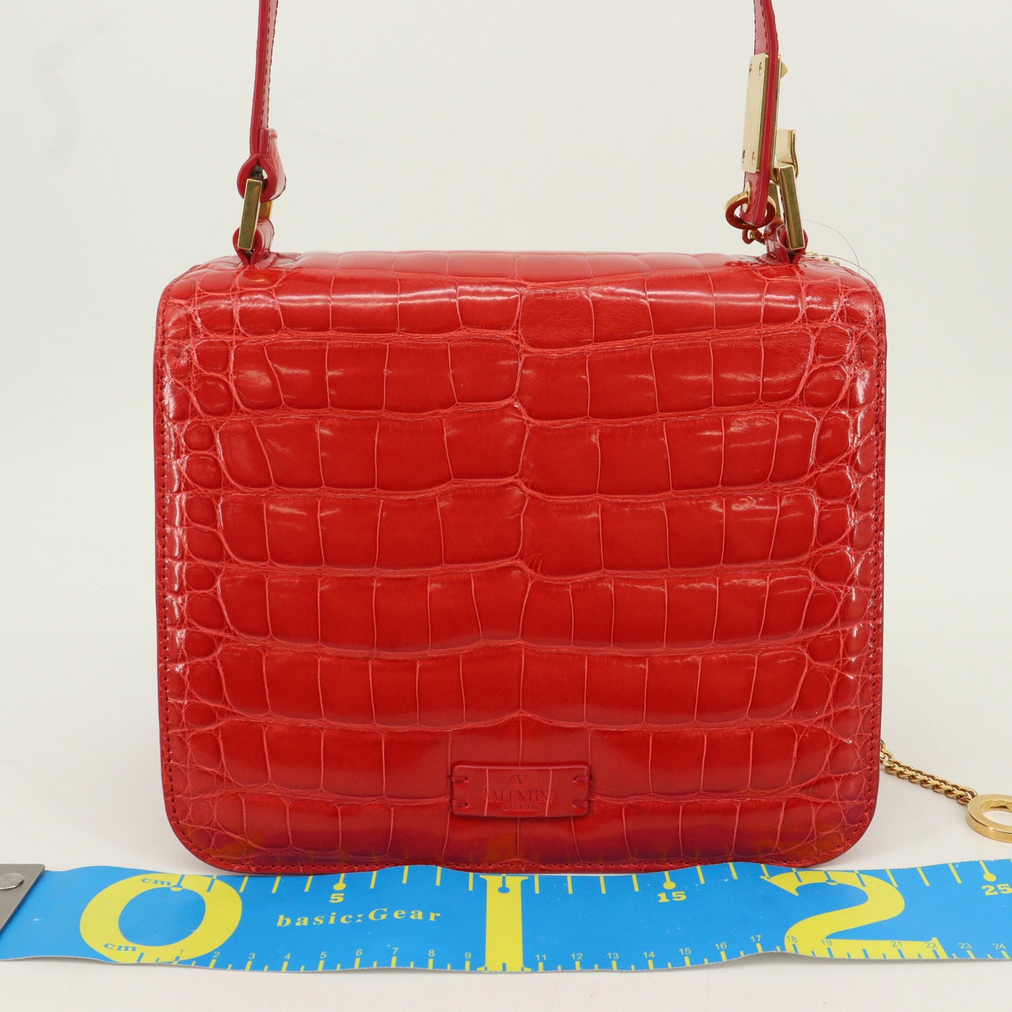 Crocodile V logo shoulder bag red