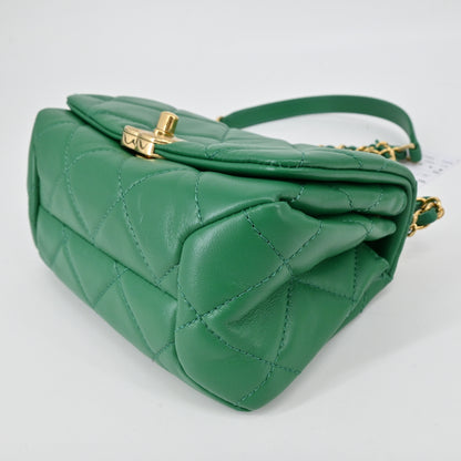 Lambskin Matelasse Chain Shoulder Bag Green G Metal Fittings IC Chip