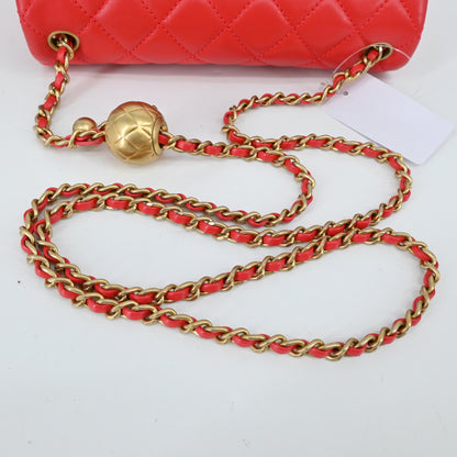 Lambskin Matelasse S Flap S Chain Shoulder Bag Red G Metal Fittings 30 Series