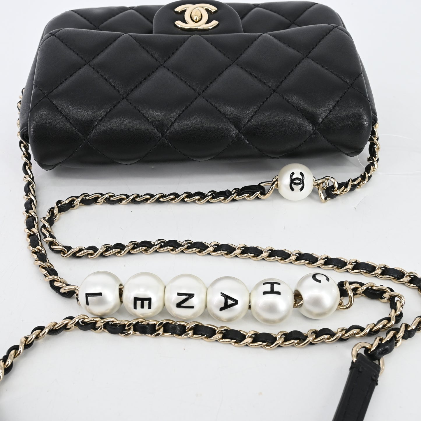 Lambskin Matelasse Chain Shoulder Bag Black x Pearl G Metal Fittings 29 Series