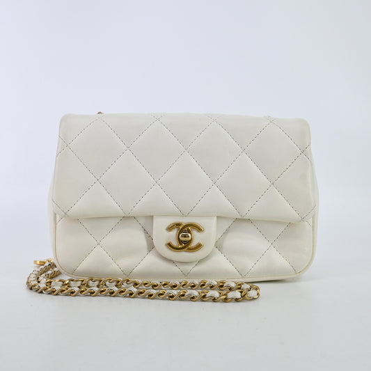 Lambskin Matelasse S Flap S Chain Shoulder Bag White G Metal Fittings IC Chip