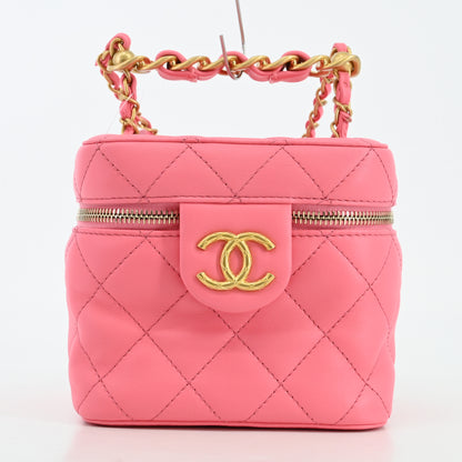 Pink lambskin matelassé vanity chain shoulder bag with G hardware and IC chip