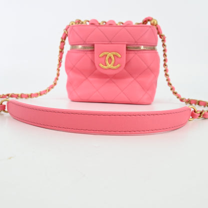 Pink lambskin matelassé vanity chain shoulder bag with G hardware and IC chip