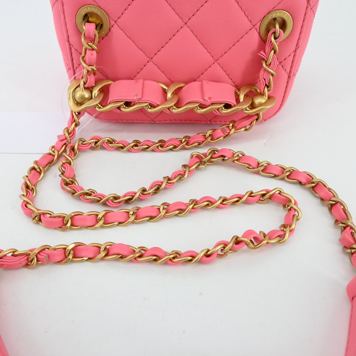 Pink lambskin matelassé vanity chain shoulder bag with G hardware and IC chip