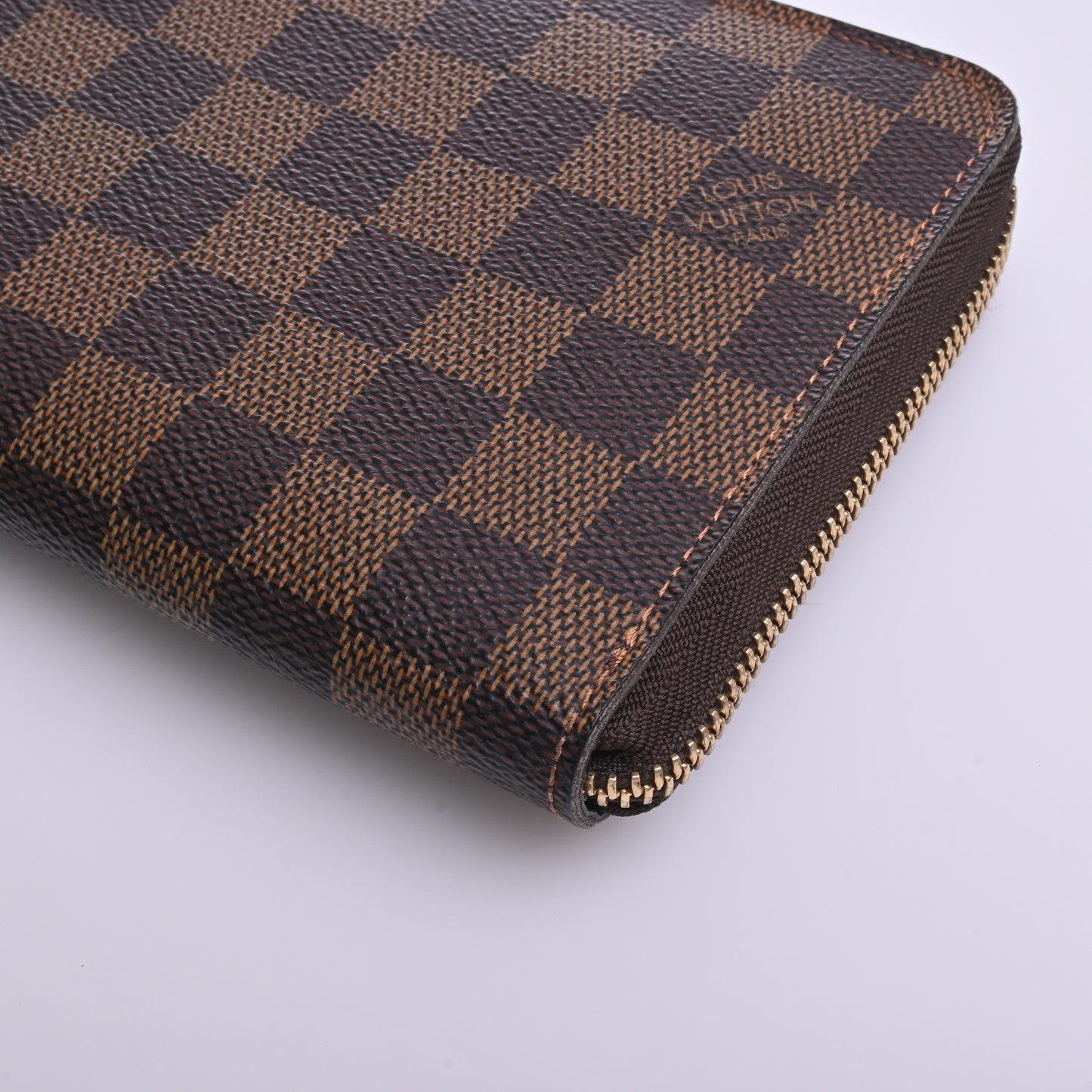 Damier Zippy Organizer Round Zipper Long Wallet VI0096