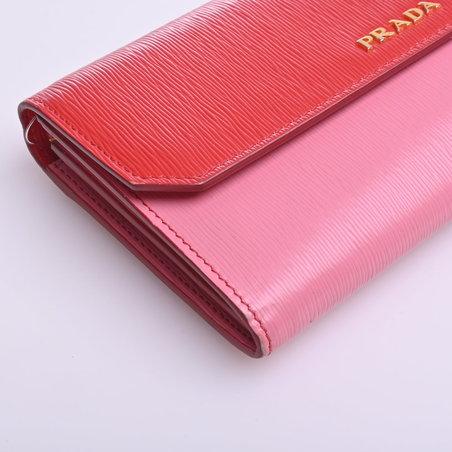 Leather bi-fold long wallet