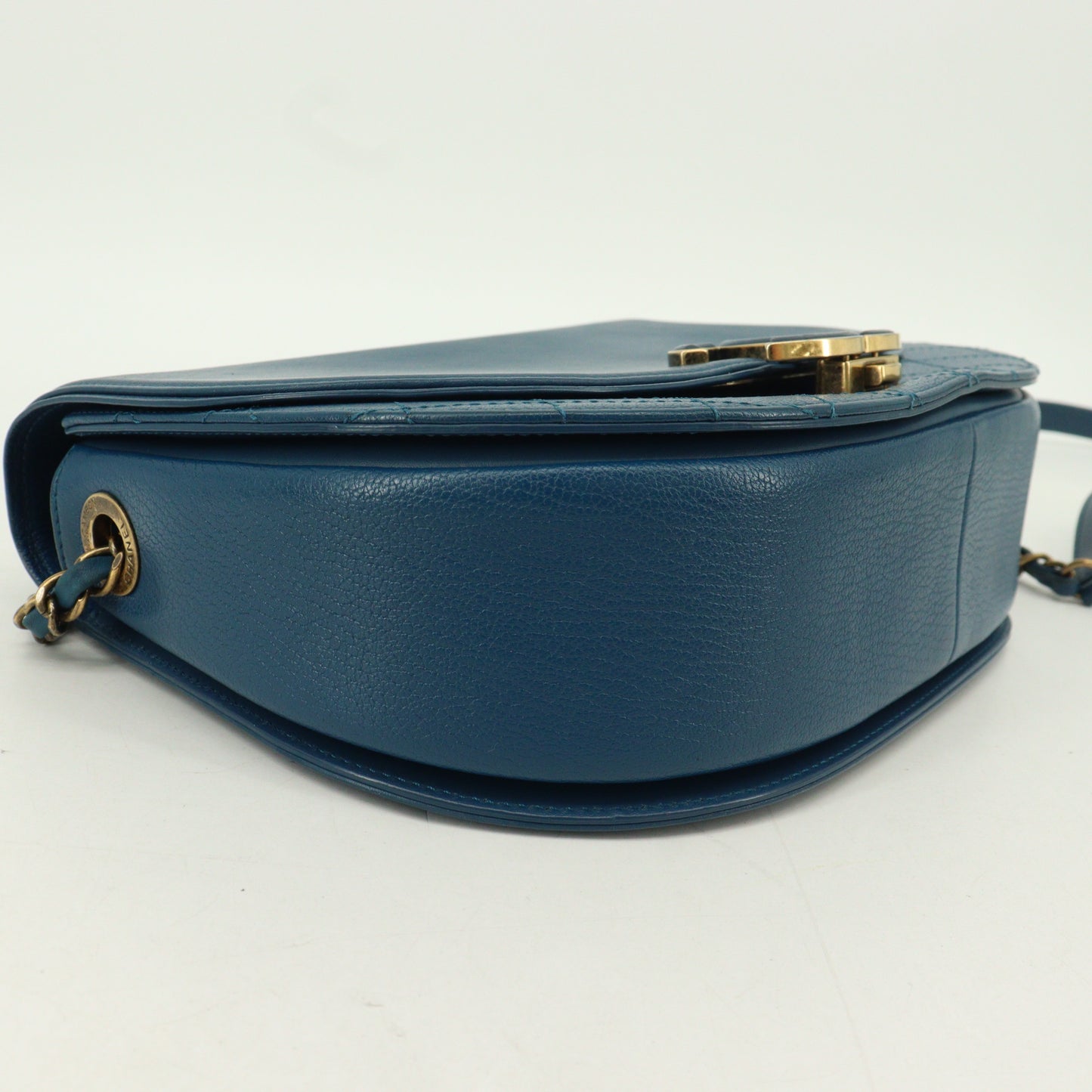 Leather chain shoulder bag, blue, G metal fittings, 24th series