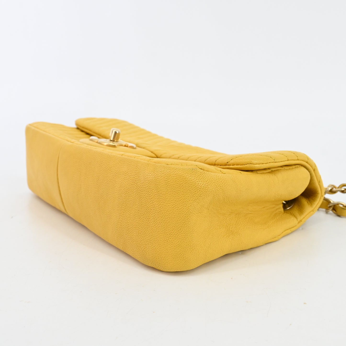 Leather V-stitch chain shoulder bag Yellow G metal fittings 21 series