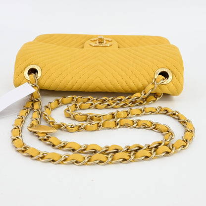 Leather V-stitch chain shoulder bag Yellow G metal fittings 21 series